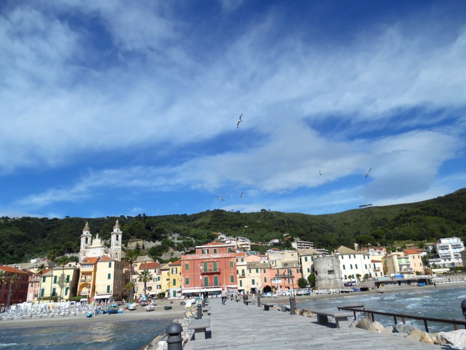 Laigueglia-Fronte-Mare-Al-Molo