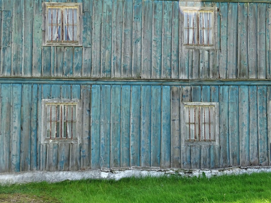 Blaues-Haus-Grongoergen-Nadia-Baumgart