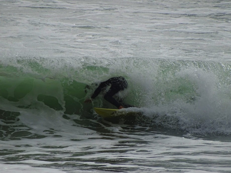 1-a-Surfer-Sao-Roque-Azoren