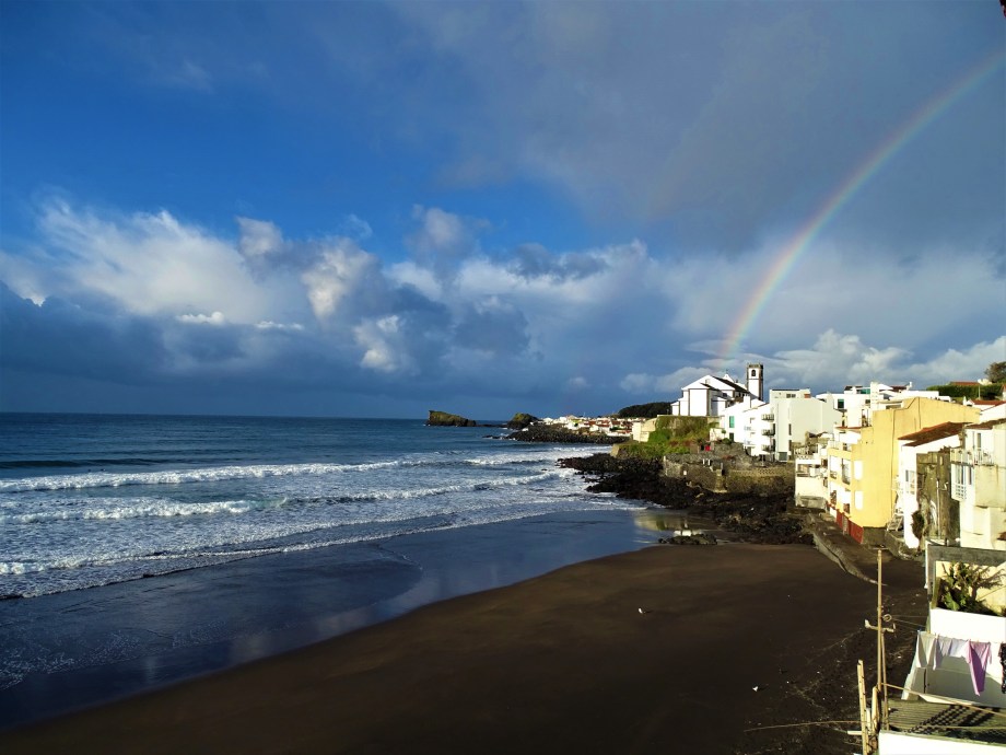 3-Regenbogen-auf-Sao-Miguel-Foto-Nadia-Baumgart