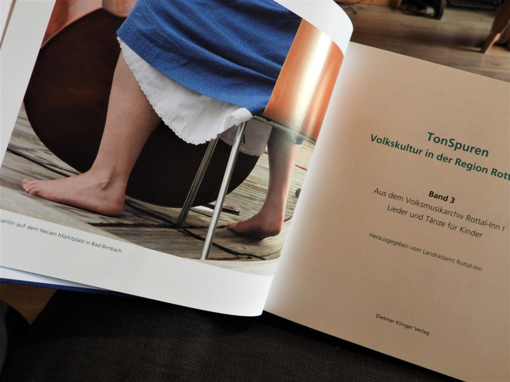 Fotos von Nadia Baumgart in den Bänden "TonSpuren- Volkskultur in der Region Rottal-Inn"