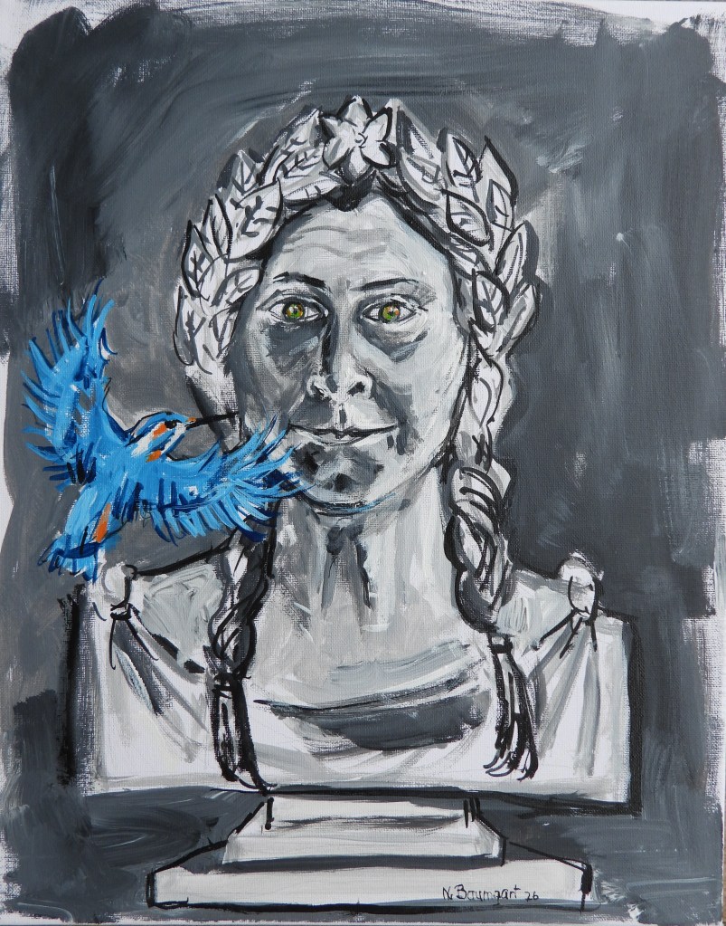 Eine farbige Darstellung einer Büste mit einer Krone aus Blättern, die einen nachdenklichen Gesichtsausdruck zeigt, während ein lebhafter blauer Vogel auf ihrer linken Schulter sitzt.